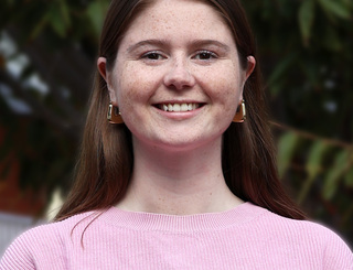 Kate_Howard.jpg Kate_Howard.jpg